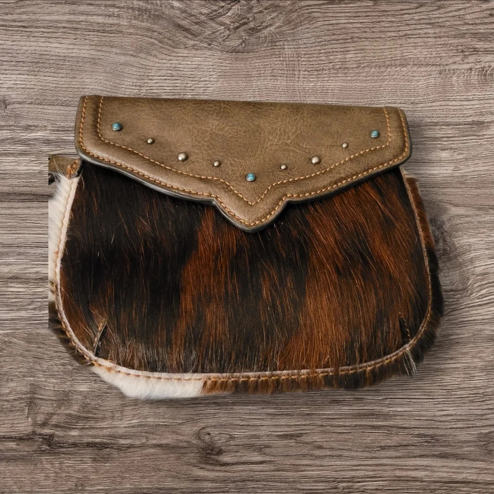 Tony Lama Brown Cowhide Fur Wristlet Purse NWT - Picture 4 of 7